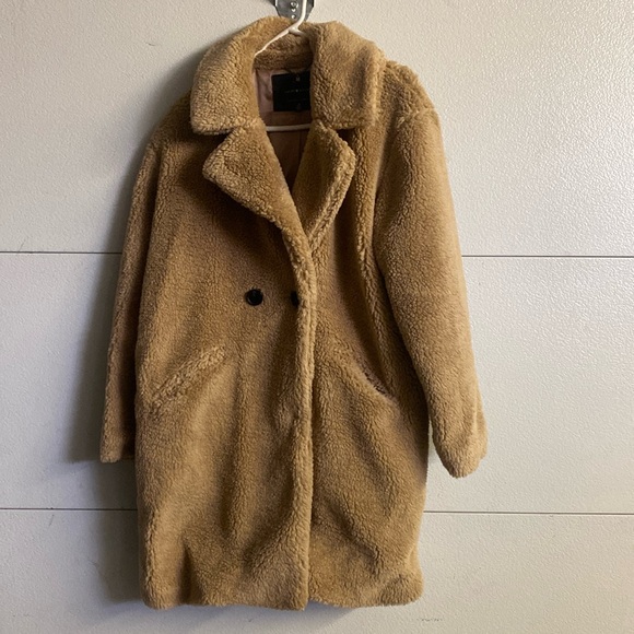 Lucky Brand Jackets & Blazers - Lucky brand faux fur teddy coat